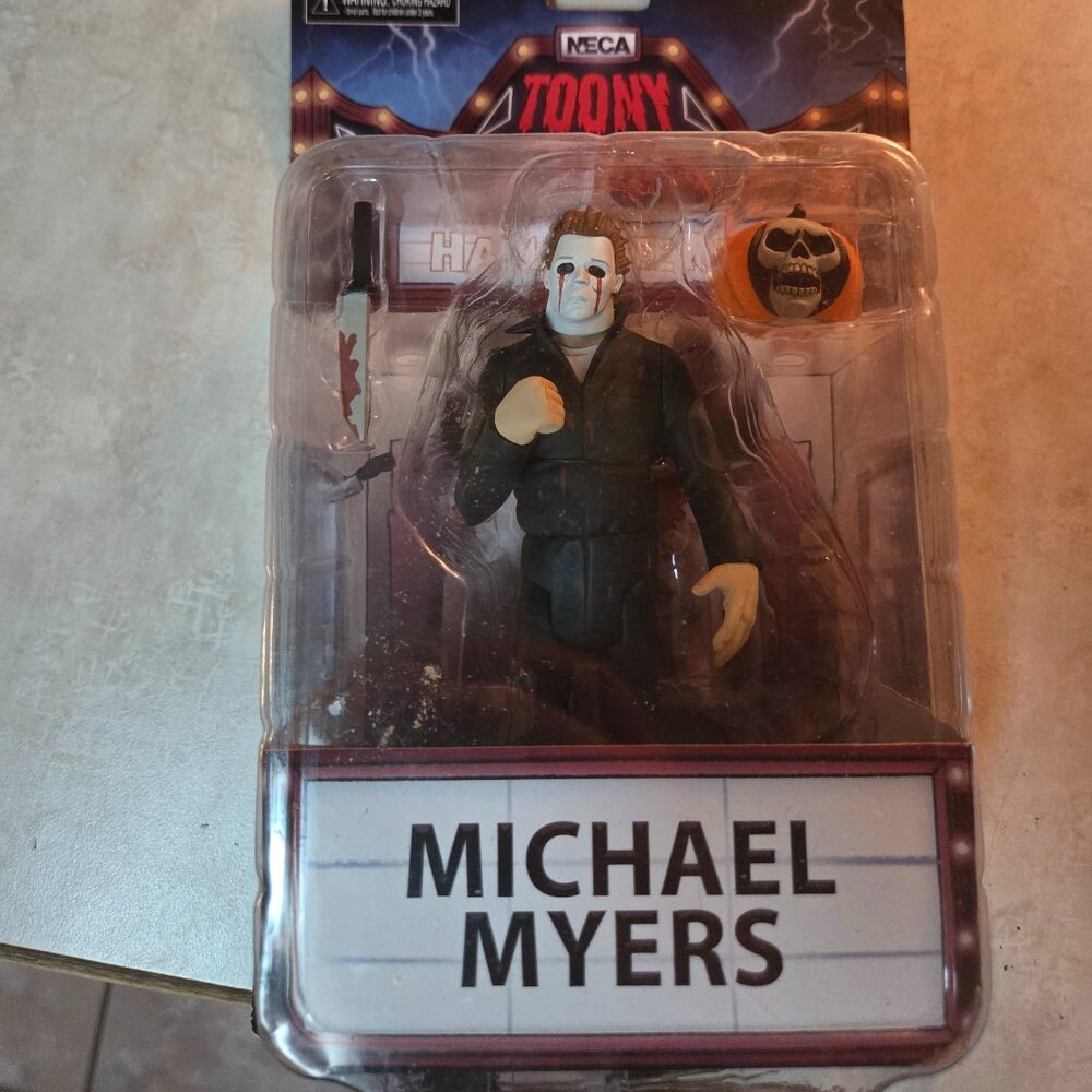 NEW Michael Myers Neca Toony Terrors Figurine